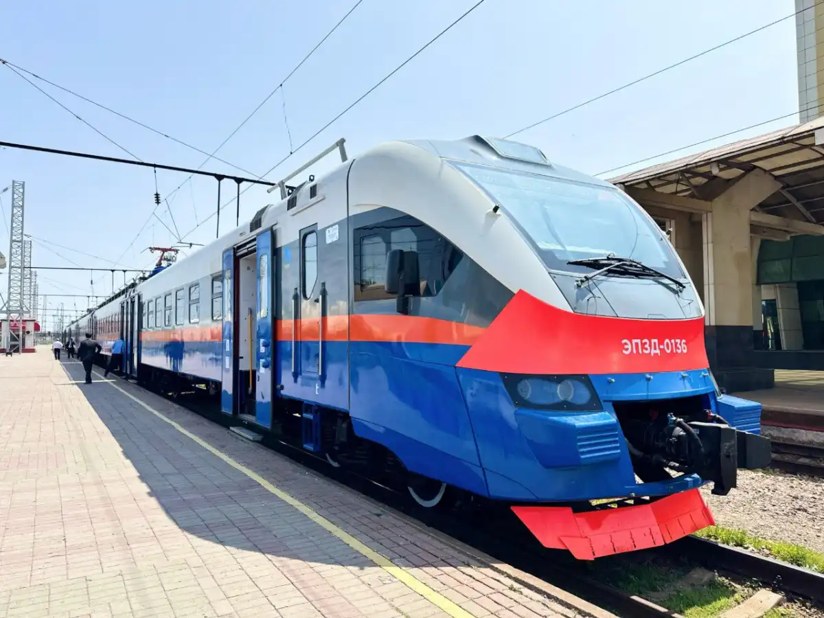 Между Астаной и Карагандой запустили электропоезд класса комфорт+