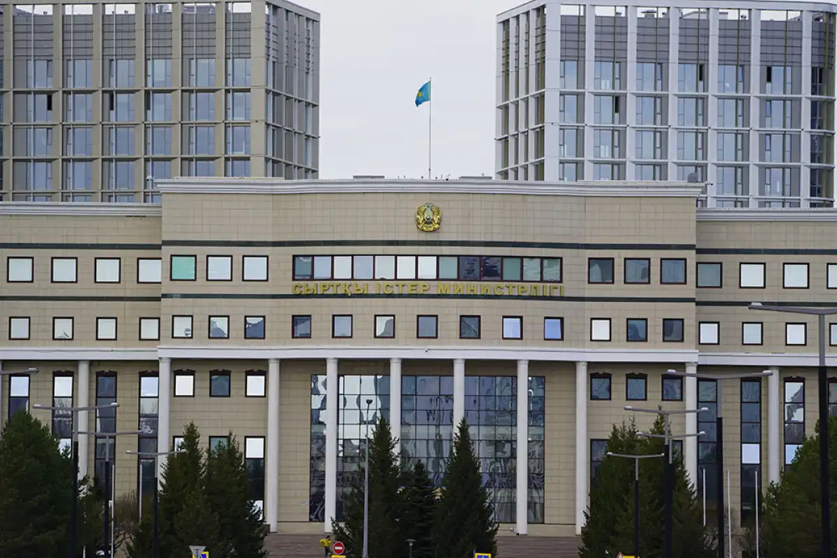 МИД РК обратился к находящимся в Иране и Израиле казахстанцам