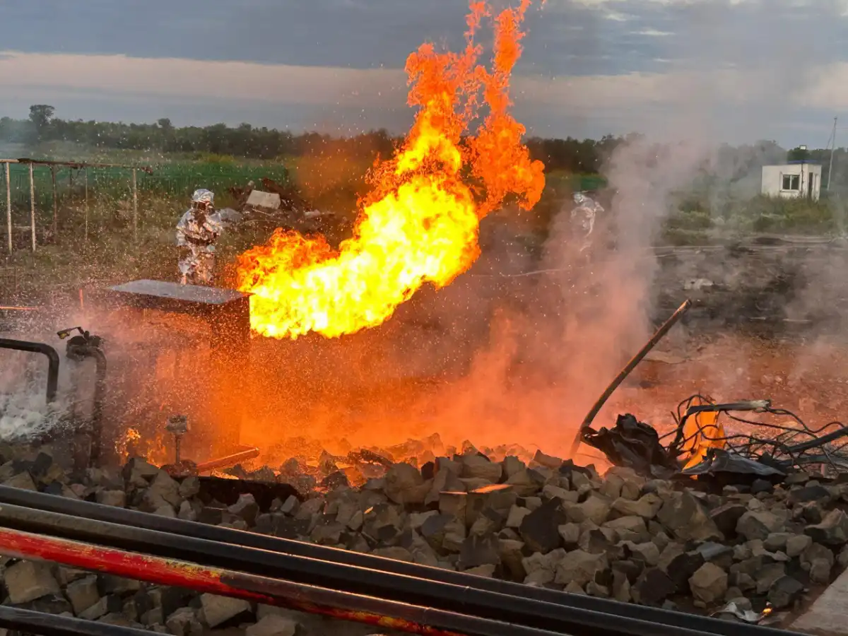 Газовоз вспыхнул в СКО: пострадали 8 человек