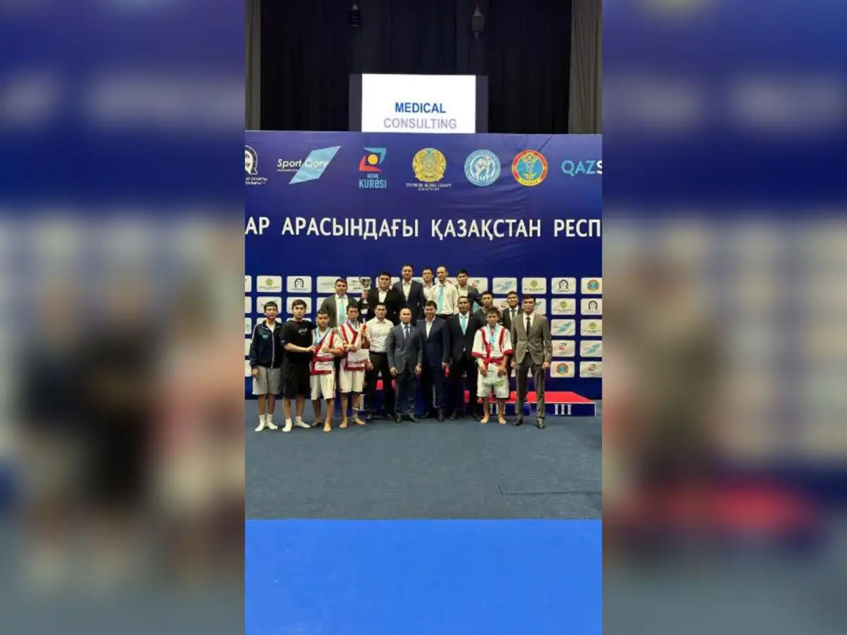 Столичные юные борцы вошли в число лучших на чемпионате Казахстана