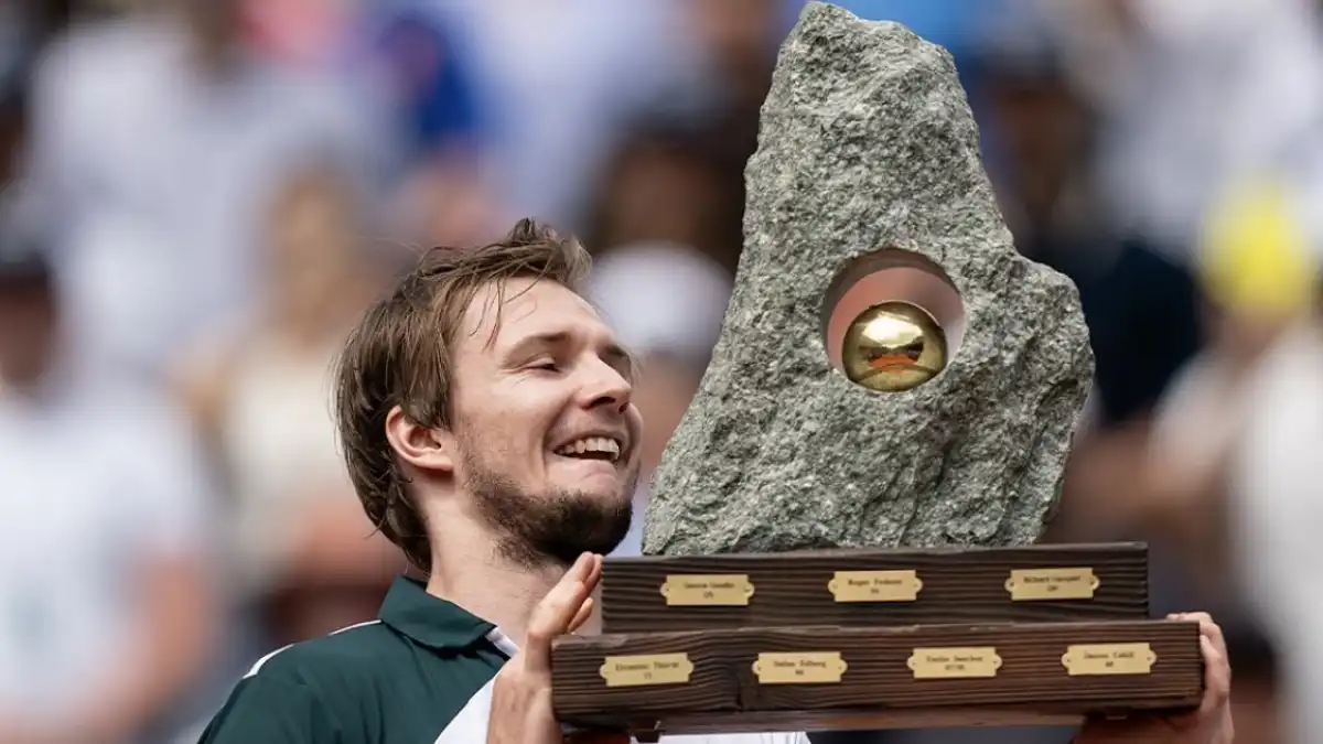 Александр Бублик впервые в карьере выиграл грунтовый турнир ATP