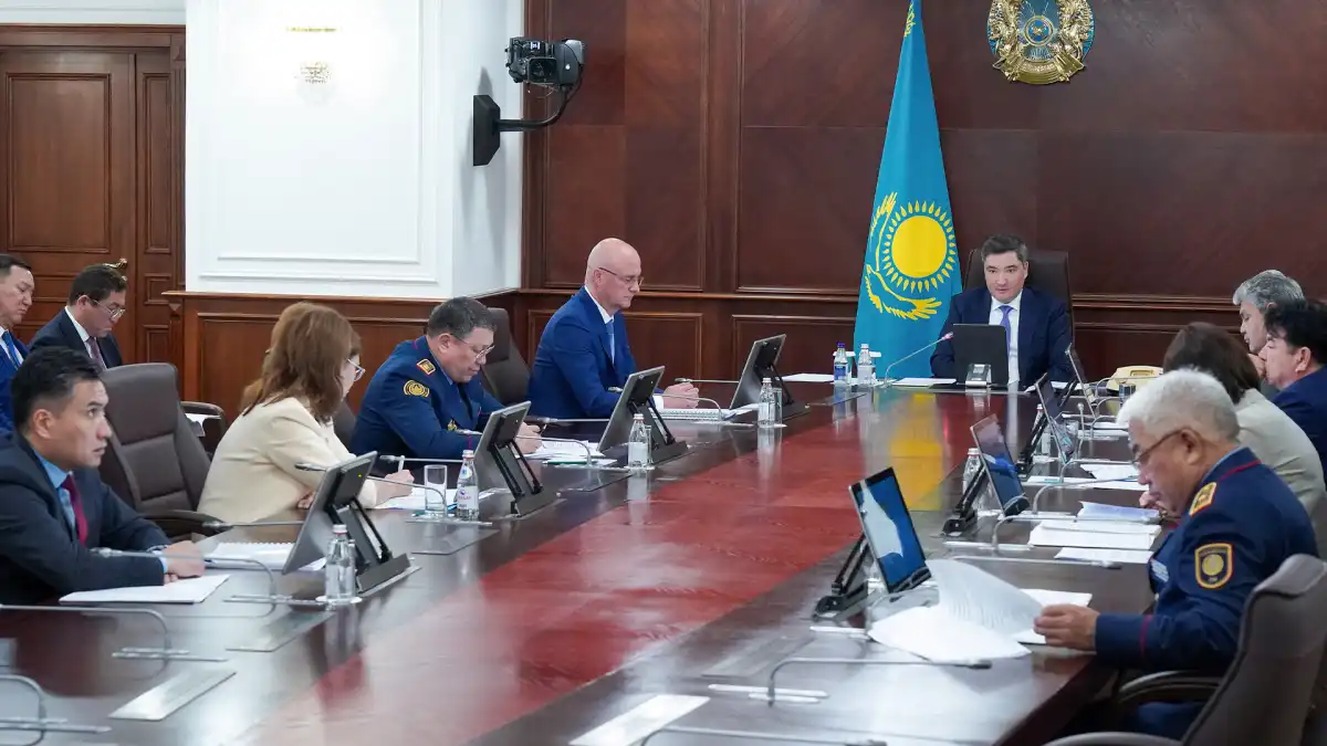 Всё более масштабными оборотами молодежной наркомании встревожен Бектенов