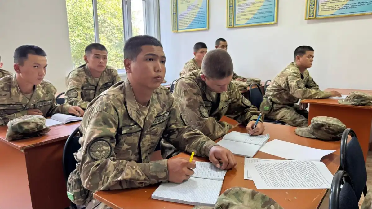 Срочную службу в новом формате будут проходить призывники в Казахстане