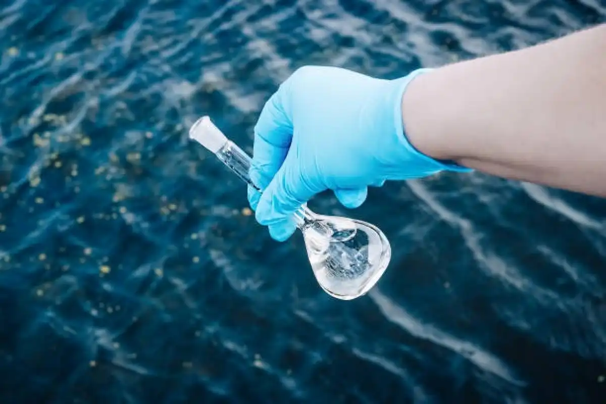 Полицейские пресекли самовольный отбор воды из Шардаринского водохранилища