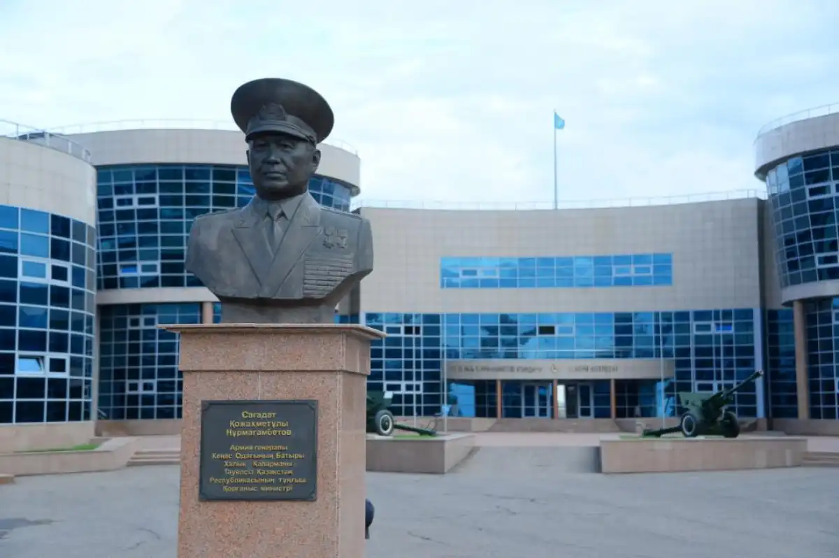 Прием документов в военные колледжи Минобороны начался в Казахстане