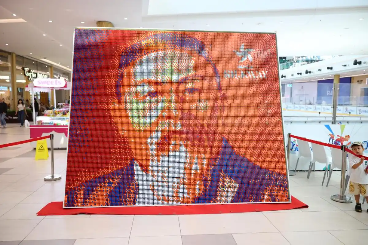 Портрет Абая из 3000 кубиков Рубика собрали в Астане