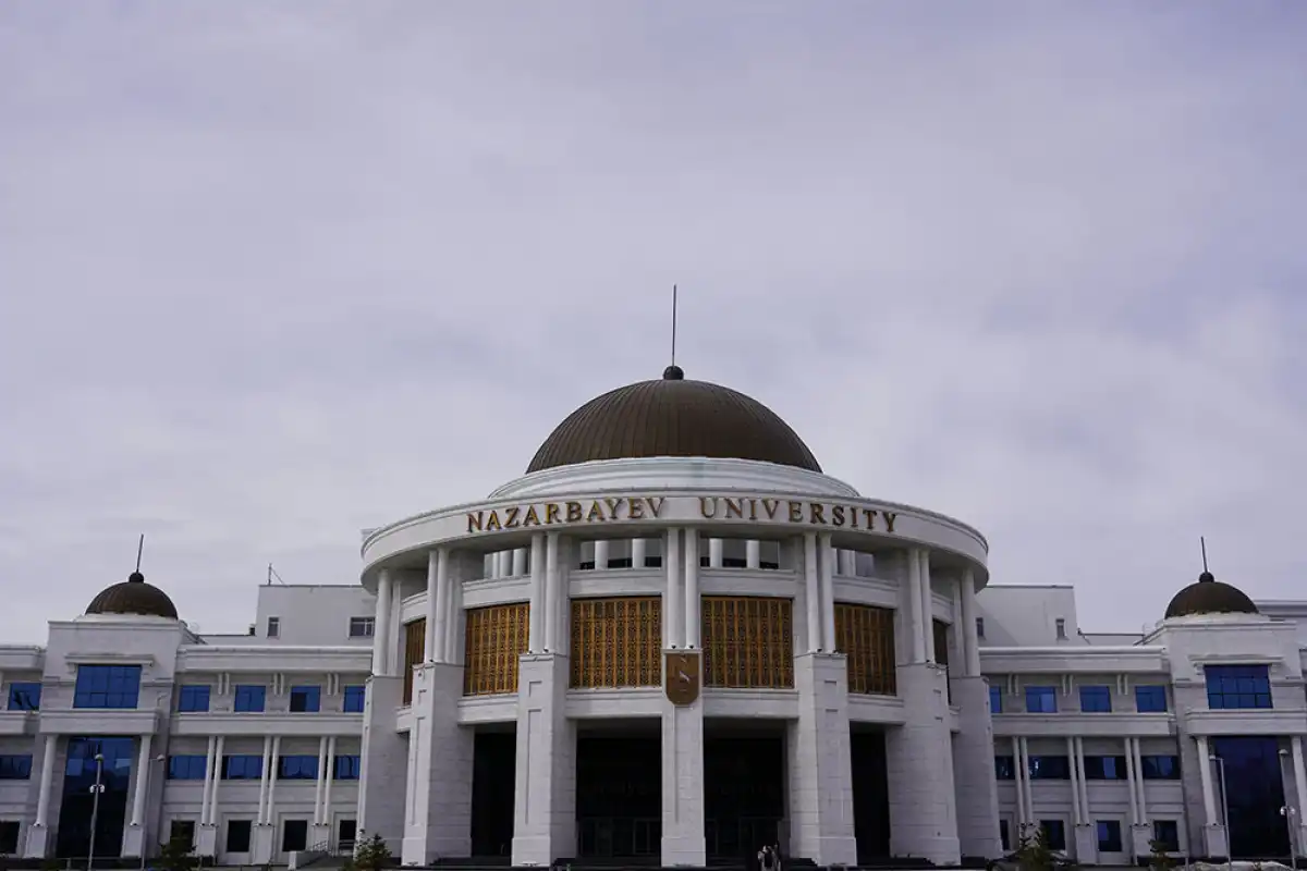 Тело студентки обнаружено на территории общежития Назарбаев Университета