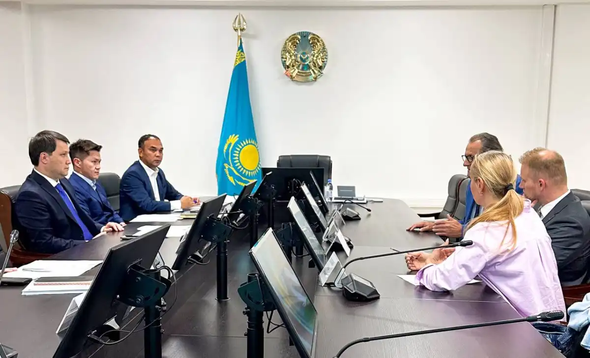 Венгерский инвестор построит в Казахстане завод по производству меда