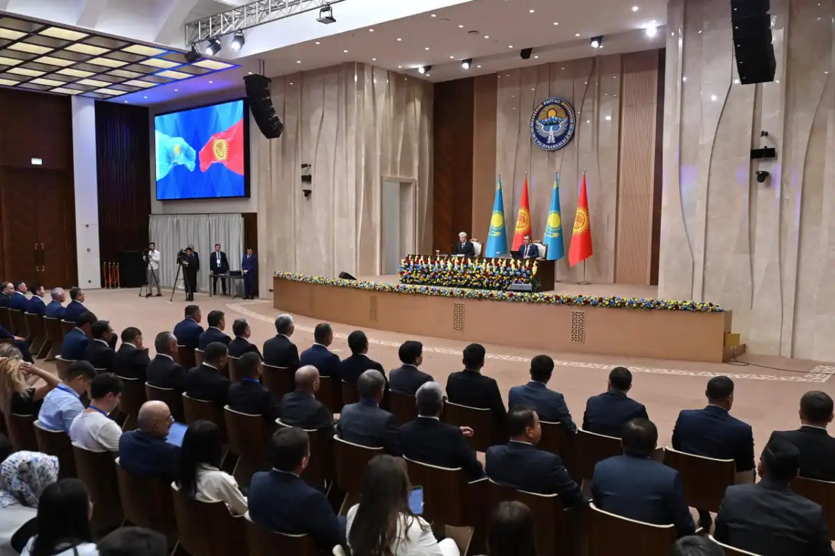 Токаев: Казахстан и Кыргызстан намерены увеличить товарооборот до $3 млрд