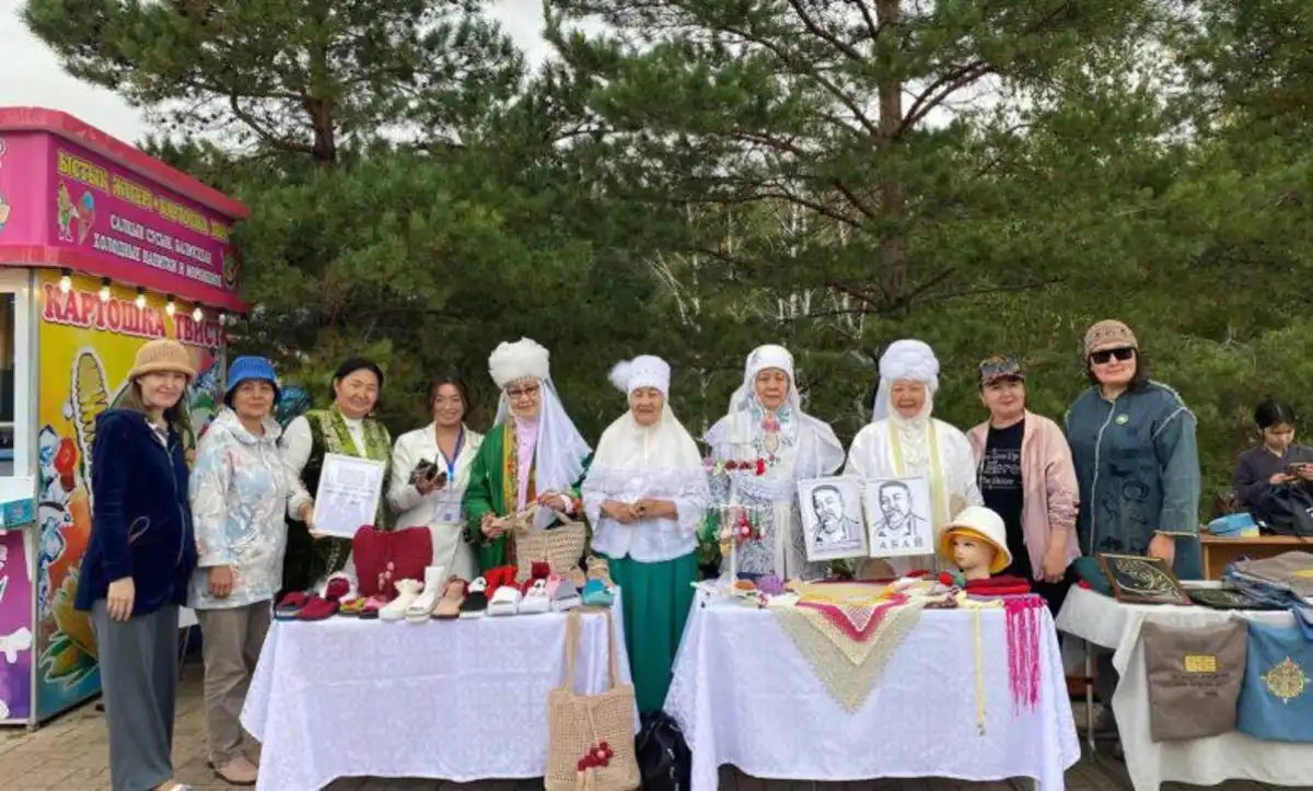 В Астане состоялся «Білім Фест» в честь Дня Конституции и юбилея Абая