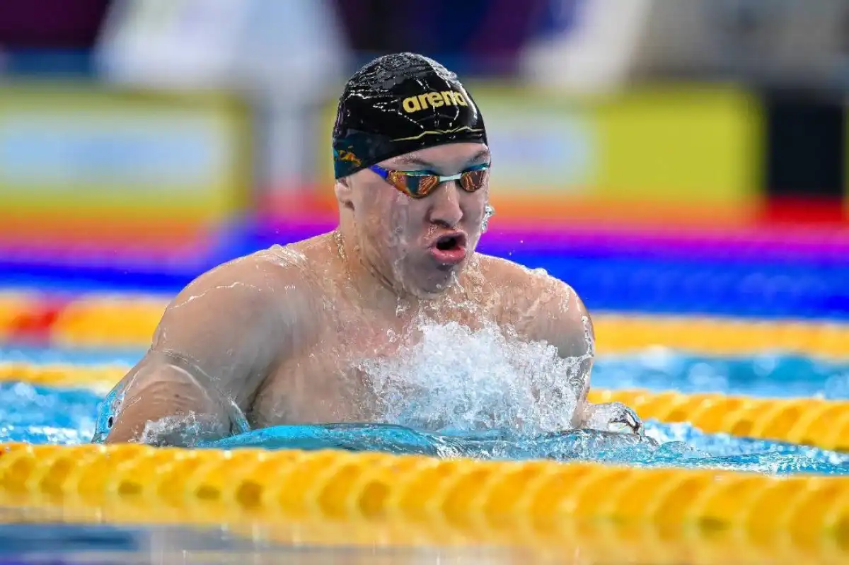 Нурдаулет Жумагали завоевал серебро чемпионата мира по параплаванию