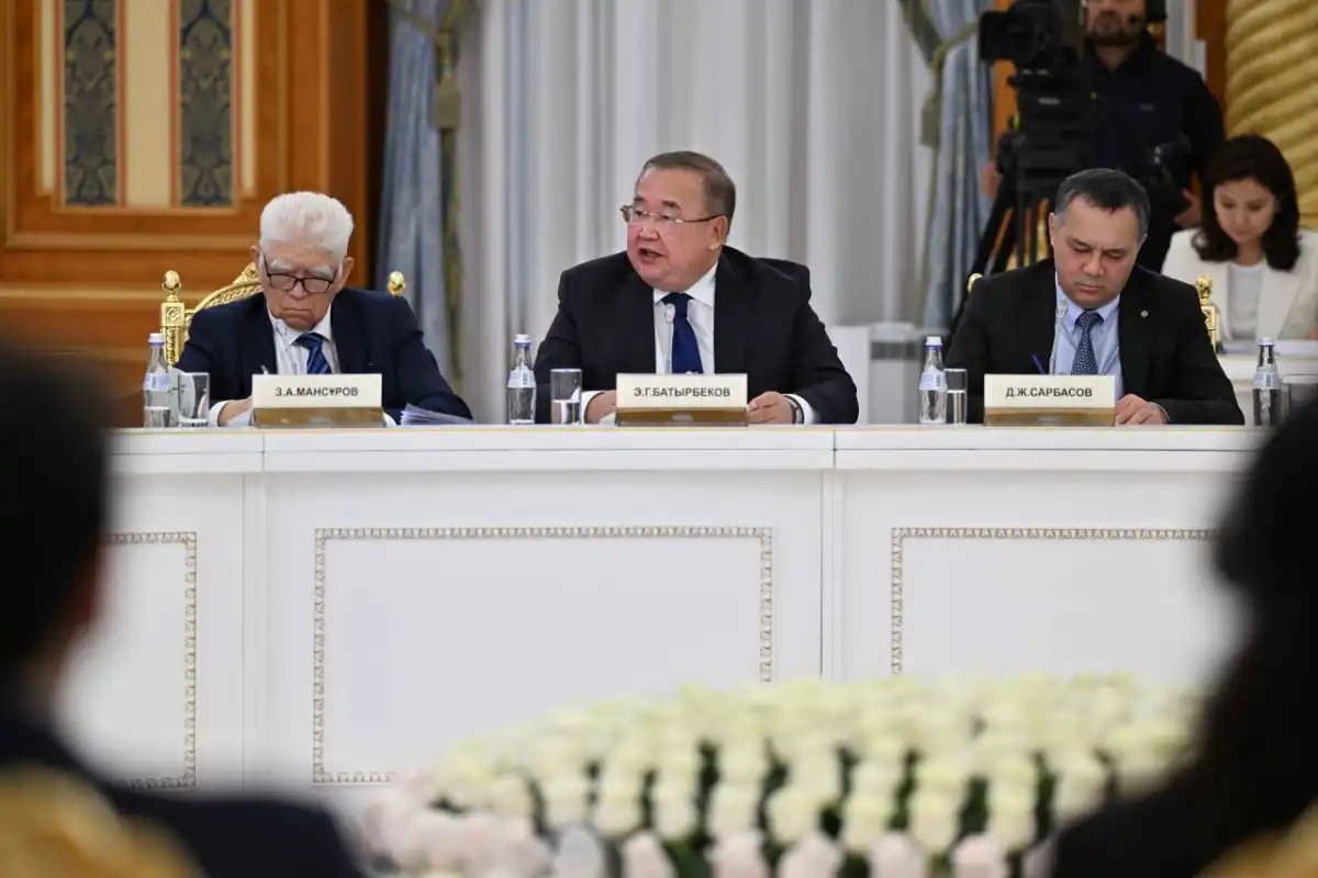 Президент: Все происходящее больше напоминает масштабное мошенничество