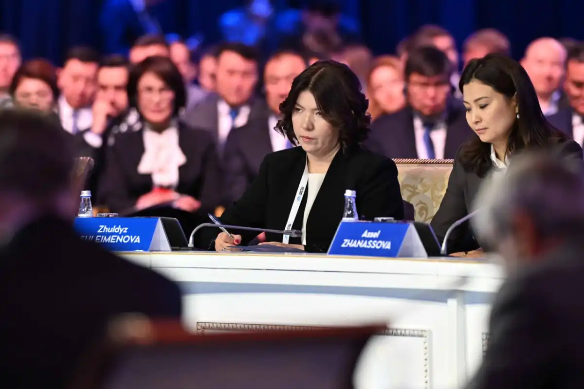 Глава государства поручил создать специализированный исследовательский университет в области ИИ