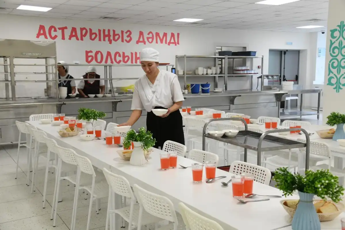Cнижено содержание соли в 5 раз и сахара в 3,6 раза в питании учащихся в Казахстане