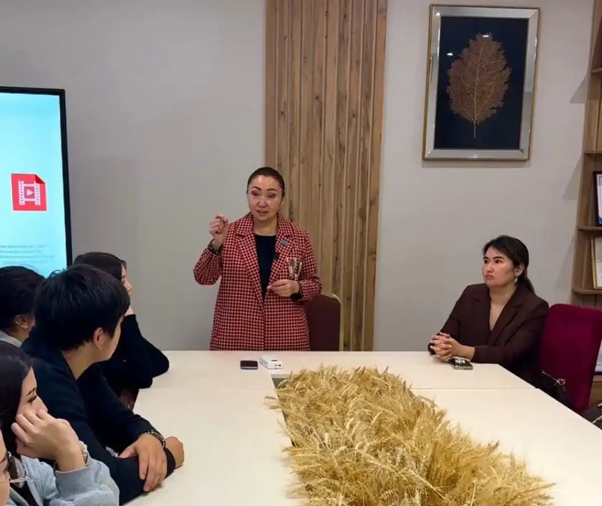 В Технологическом колледже Астаны прошёл творческий конкурс в честь Года рабочих профессий