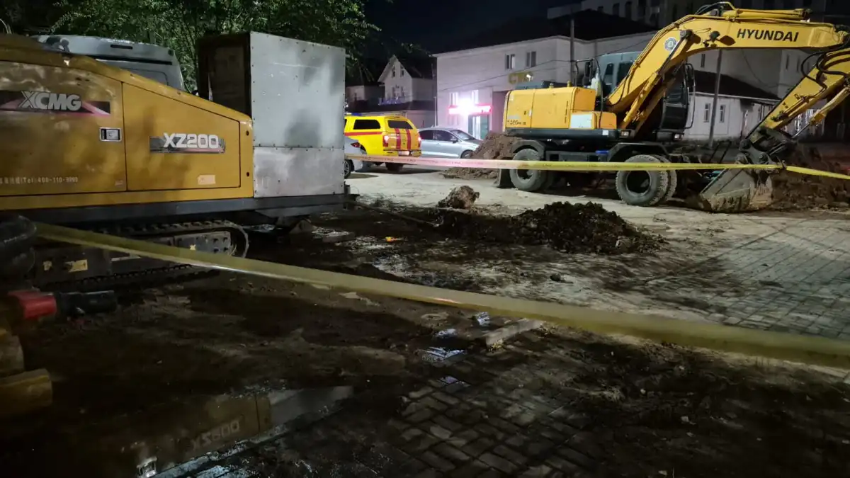 В Астане почти 2000 абонентов остались без газа из-за повреждения трубопровода