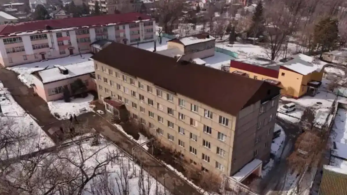 Воспитанников детского дома в Баганашыле временно переведут в интернат