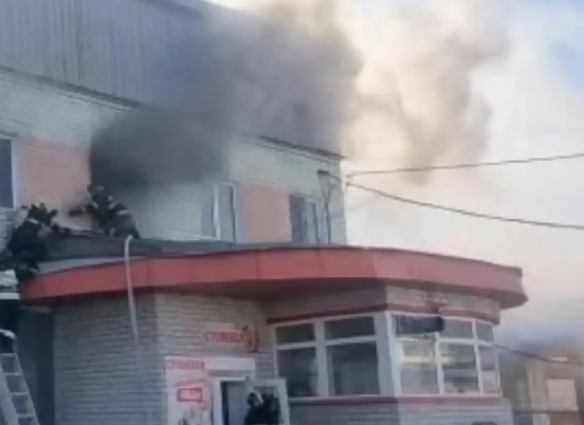 Столичные огнеборцы ликвидировали пожар в общежитии