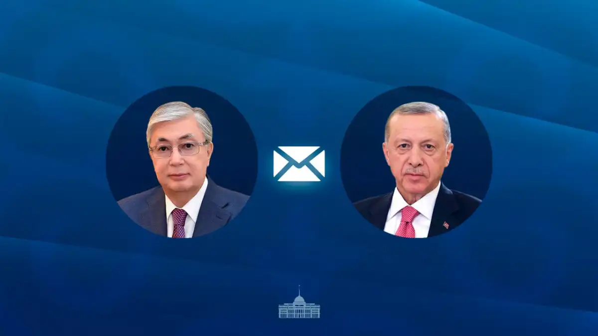 Токаев поздравил Эрдогана с Днем Республики Турции