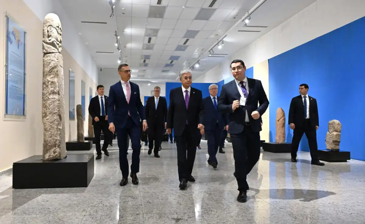 Токаев и Стубб посетили Национальный музей