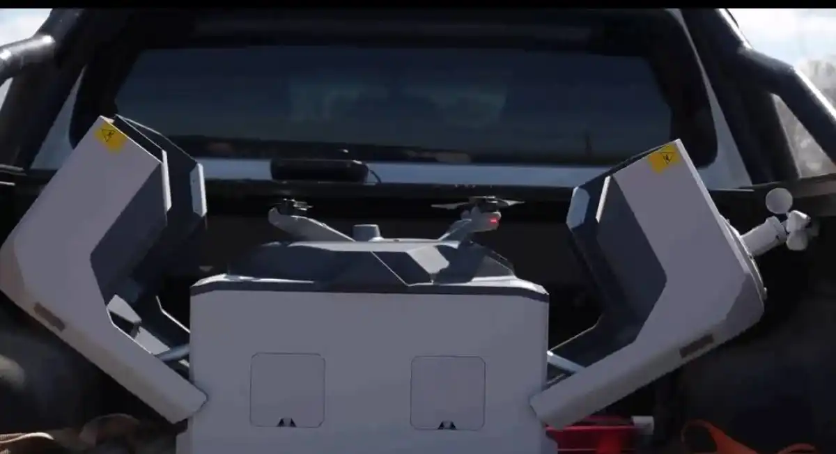 Полиция стала патрулировать дороги Астаны с воздуха