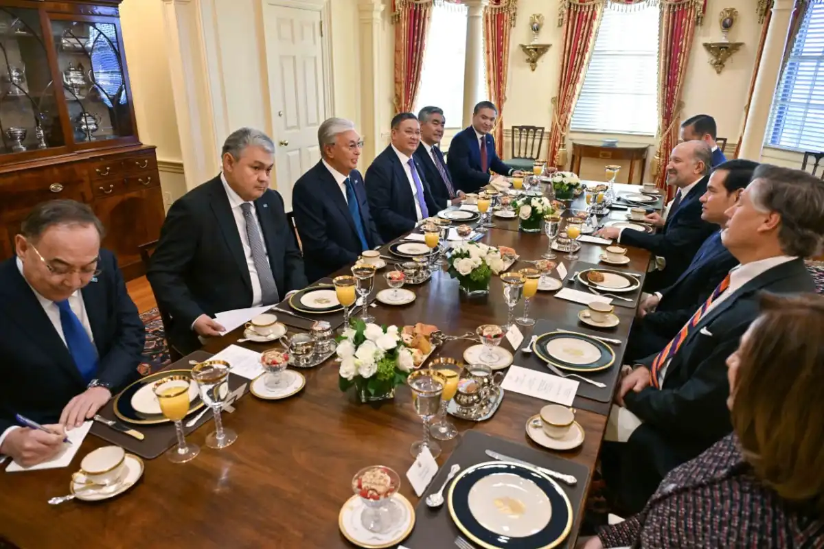 Токаев встретился с госсекркетарем США