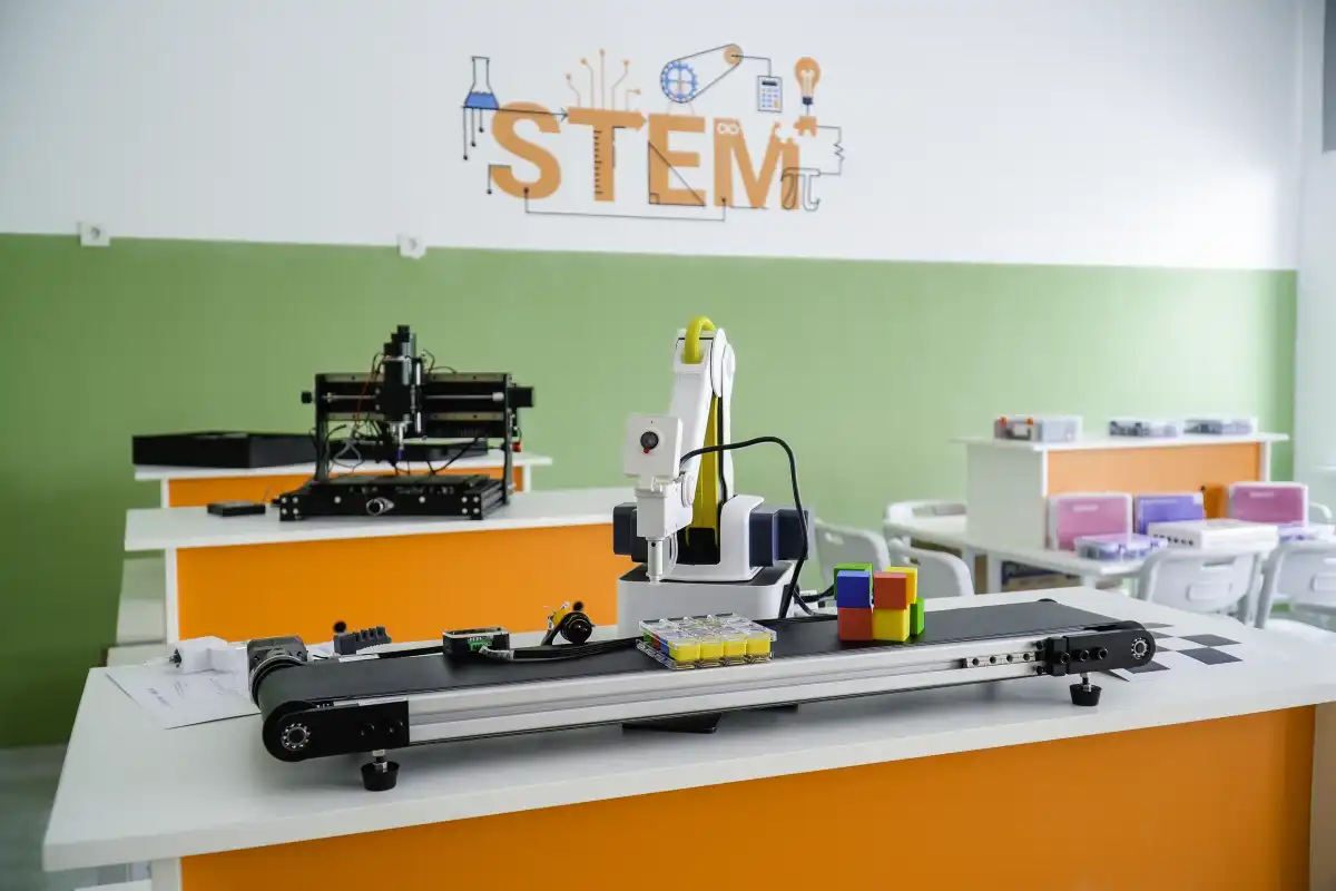 «Келешек мектептері»: как столичная школа развивает таланты и технические навыки детей