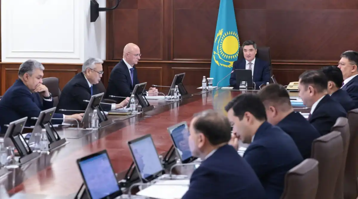 Обеспечить бесперебойную поставку лекарств распорядился Бектенов