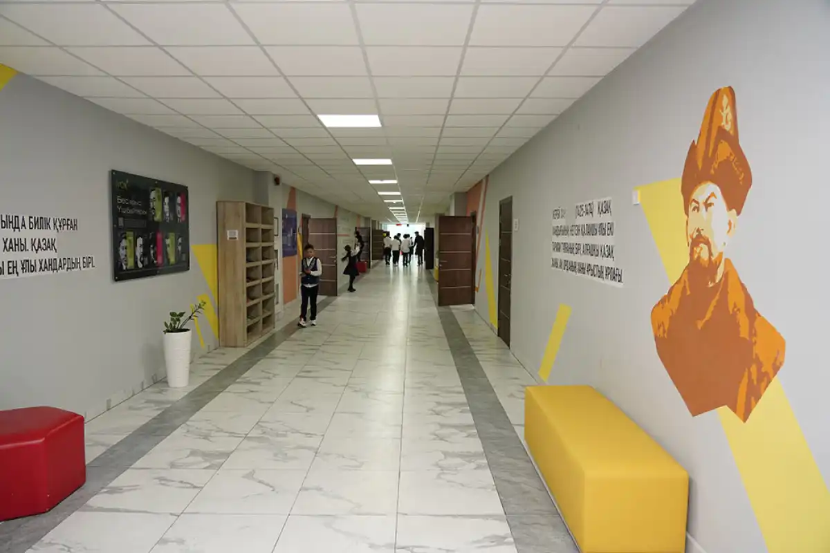 40 школьников в Казахстане стали детскими омбудсменами