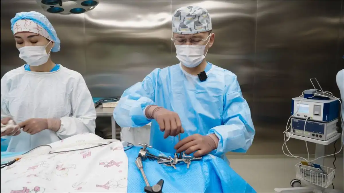 Иностранка прилетела в Казахстан для уникальной операции