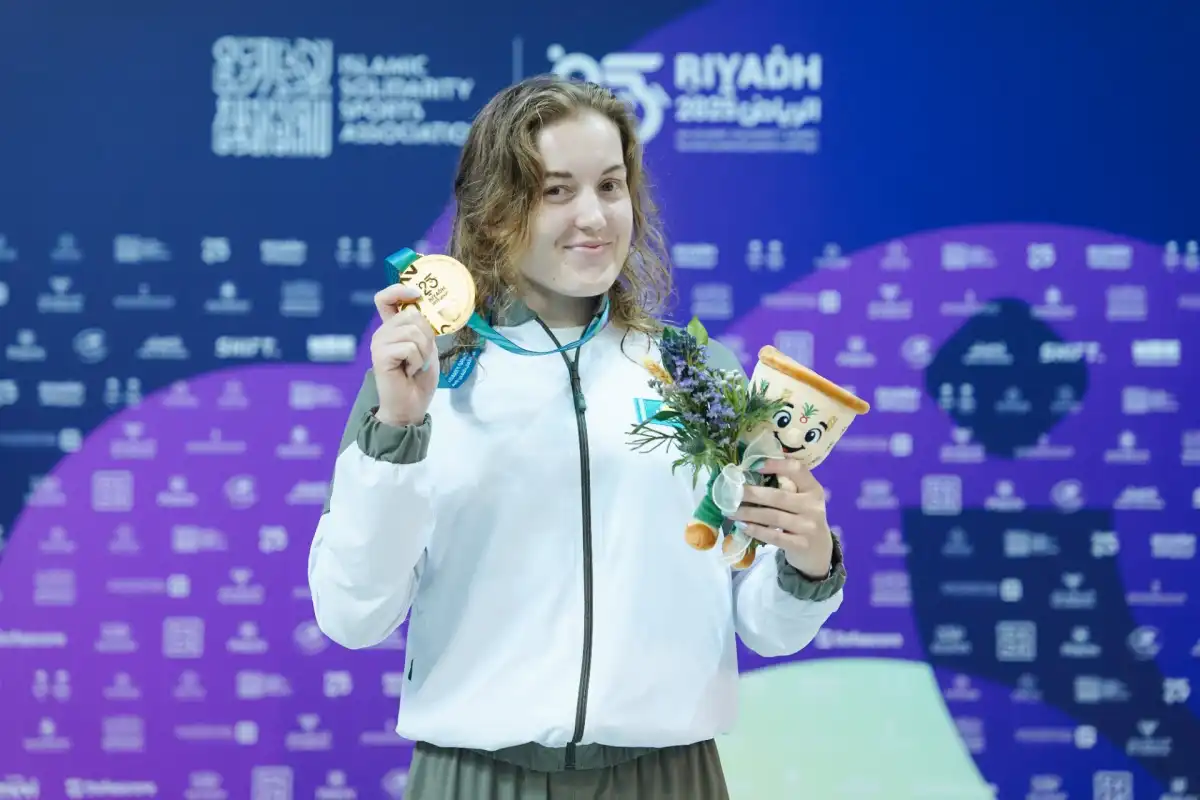 Казахстанка Софья Сподаренко завоевала золото Исламиады в плавании