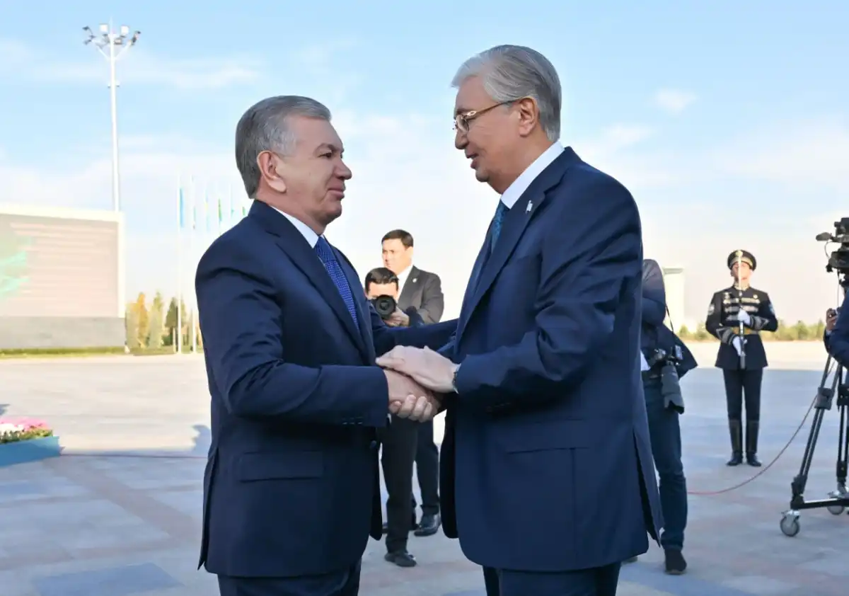 Токаев прибыл с госвизитом в Ташкент