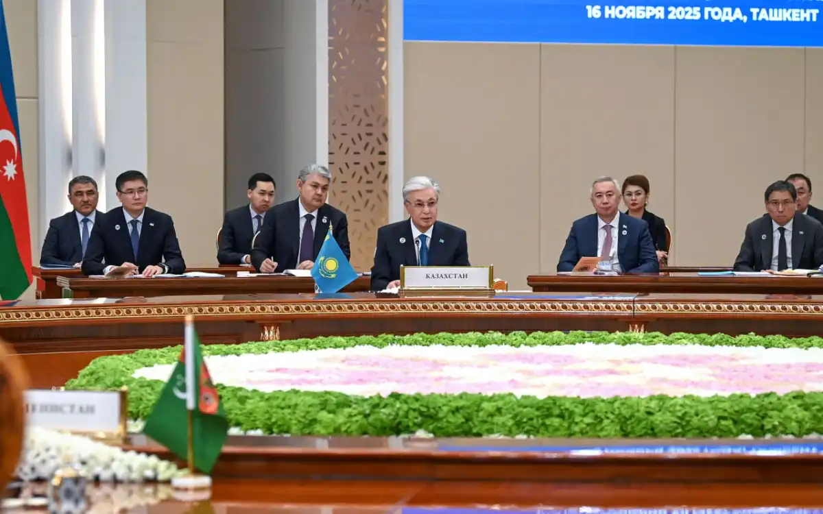 ИИ, экономическое взаимодействие, перевозки: Токаев принял участие в VII Консультативной встрече глав государств ЦА