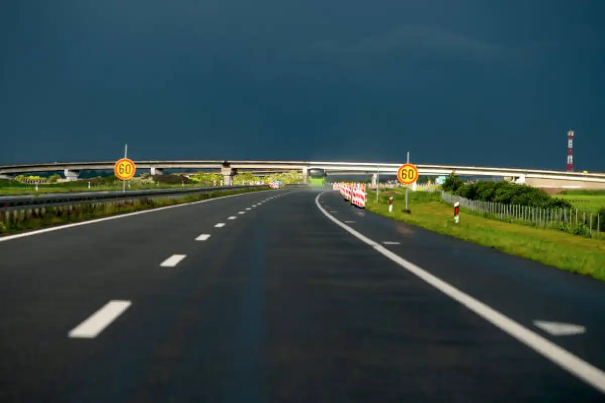 Завершен ремонт 30 километров трассы в Карагандинской области