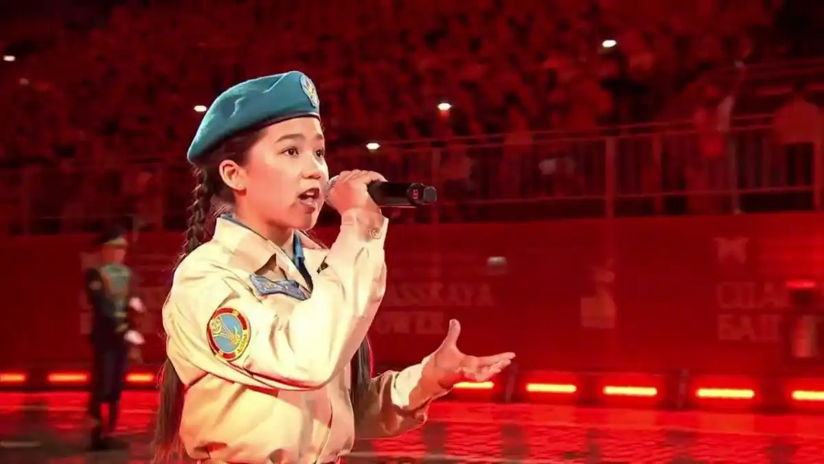 12-летняя Жасмина Тузелова представит Казахстан на шоу «Голос. Дети» в Москве