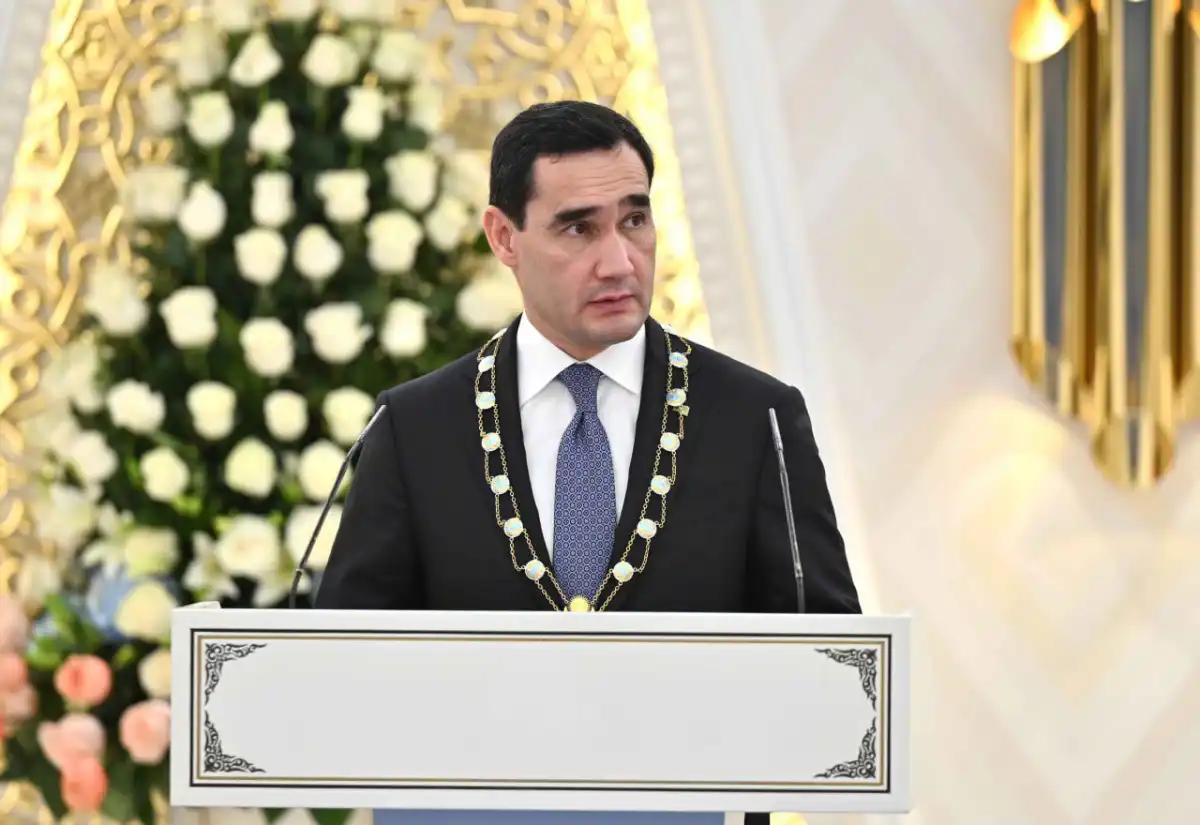 Сердар Бердымухамедов поблагодарил народ Казахстана