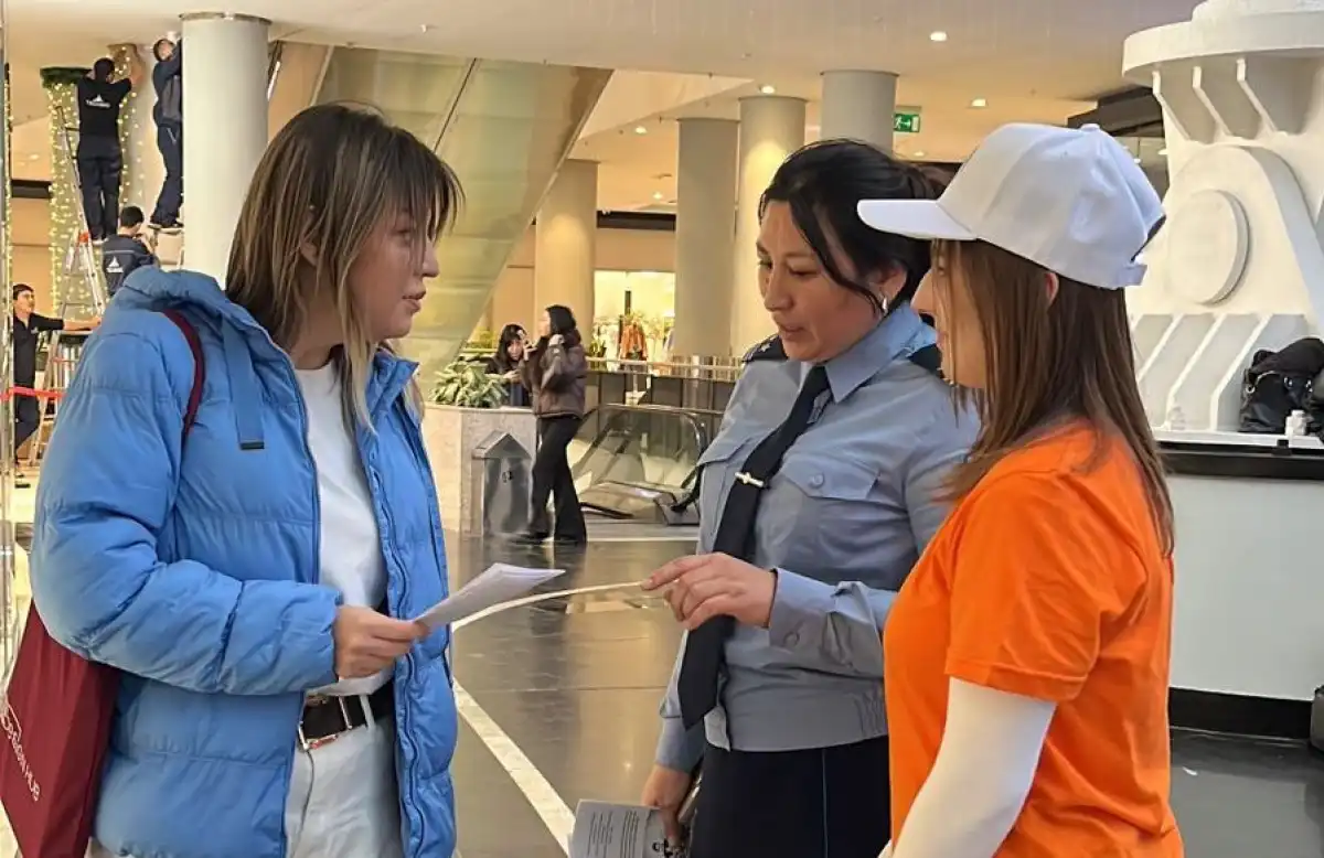 В Астане прошла акция против гендерного насилия