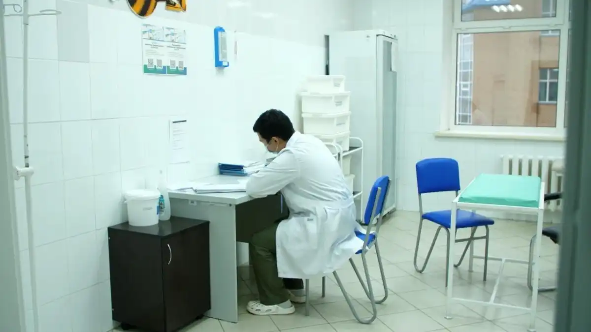 Врач обратился к родителям в связи с периодом ОРВИ в Астане