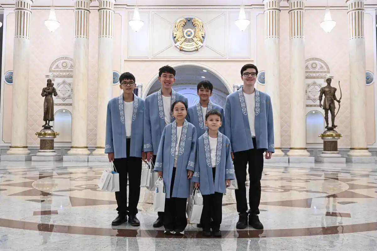 Экскурсию в резиденции Акорда провели для юных шахматистов – ФОТО