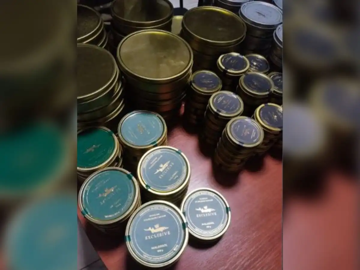 Тонну утиного мяса и 32 кг икры не пропустили из Кыргызстана в Казахстан