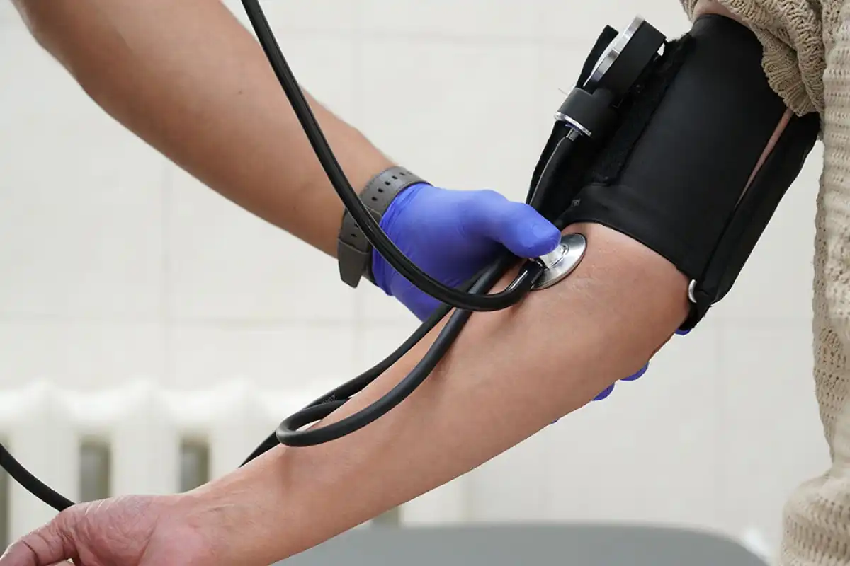 Какие медуслуги в 2026 году станут доступными незастрахованным