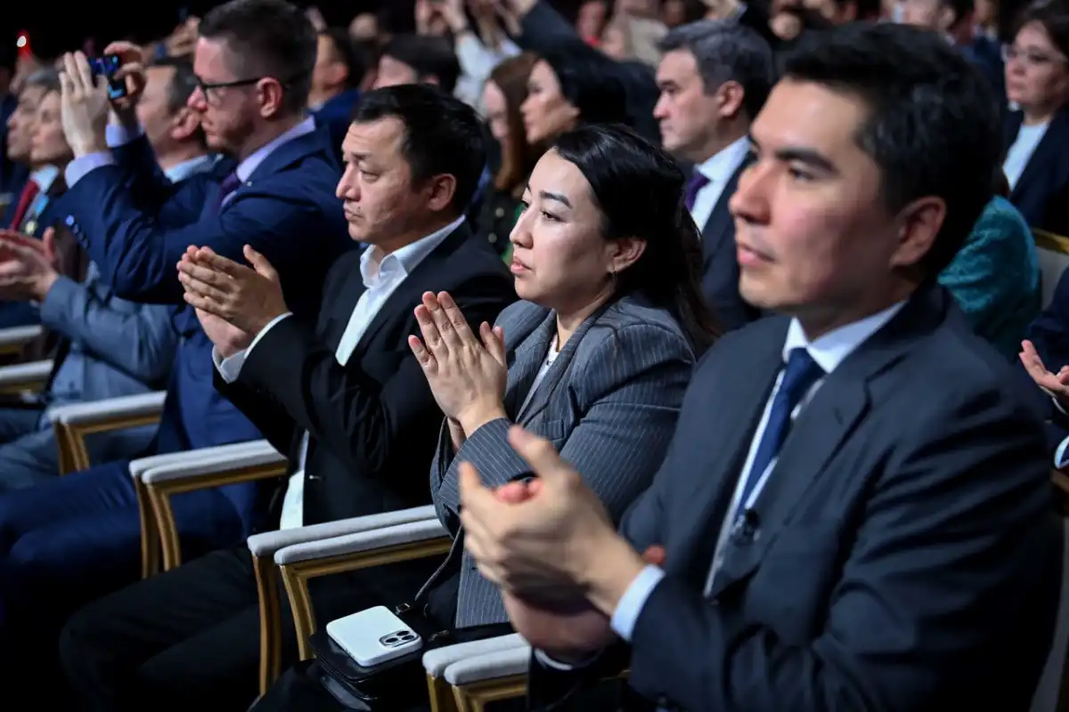 Глава государства: Перед нами стоит задача снижения административной нагрузки на бизнес