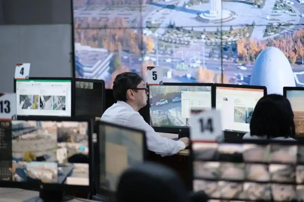 Более 2 млн обращений с начала года: как работает столичный центр iKOMEK109