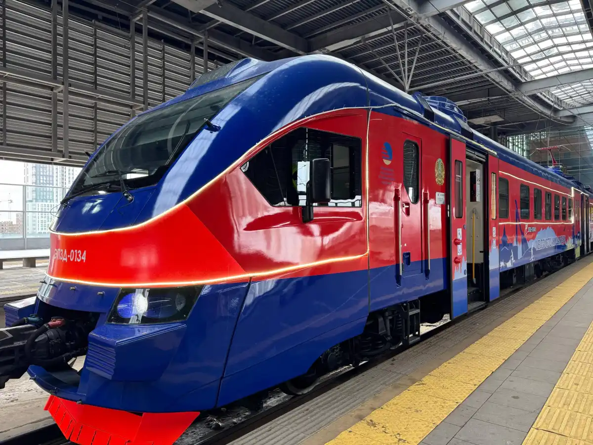 Дополнительные пригородные поезда назначены в Астане на Новый год