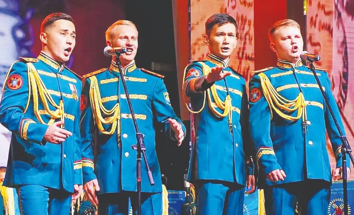 Гвардеец Александр Нетесов покорил TikTok песней «Анашым»