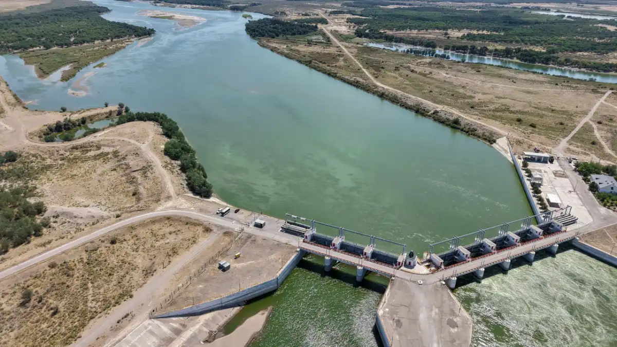 Правительство ведет работу по улучшению питьевого водоснабжения более 469 тыс. человек