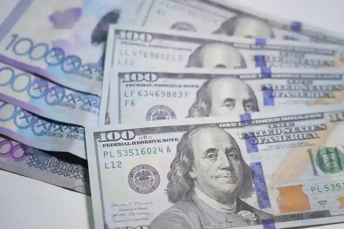 Курс валют в обменниках Астаны на 21 декабря