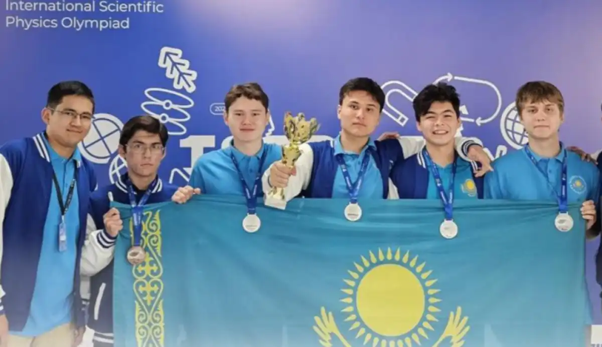 Каждый второй казахстанский школьник, принявший участие в международных соревнованиях, вернулся с призовым местом
