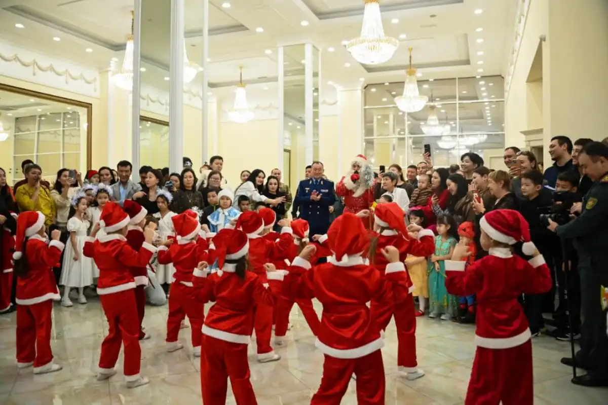 В Астане министр обороны дал старт новогодним мероприятиям