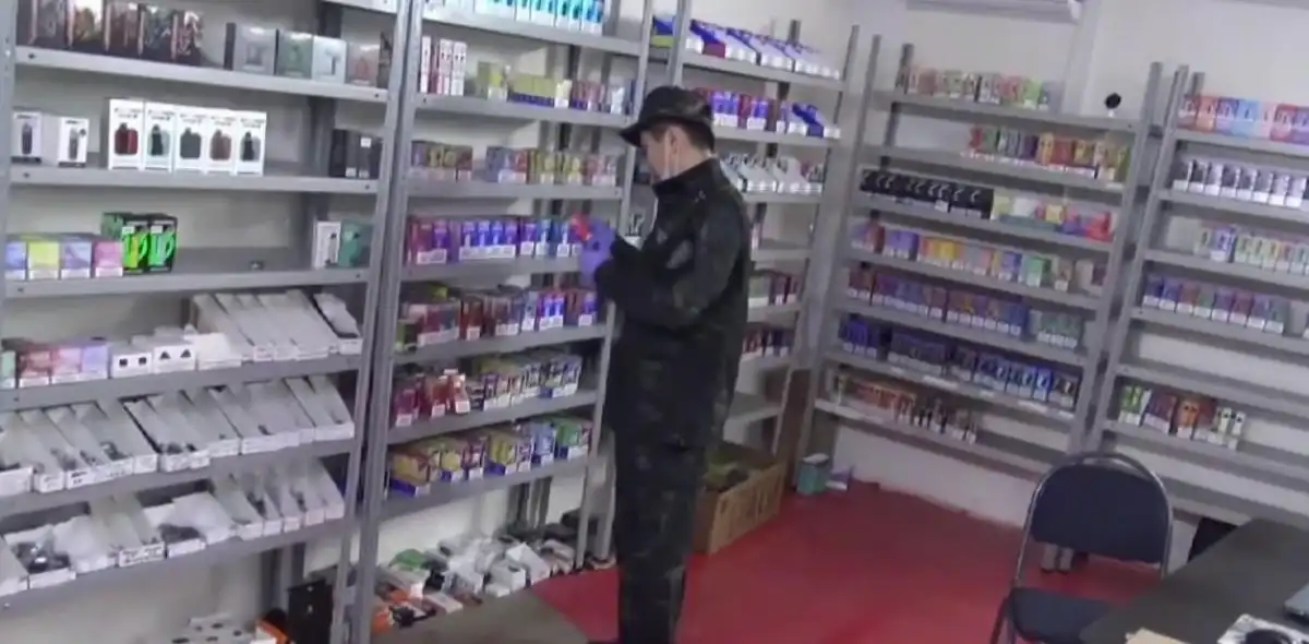 Вейпы на 400 млн тенге: ОПГ наживалась на школьниках и студентах в Павлодаре